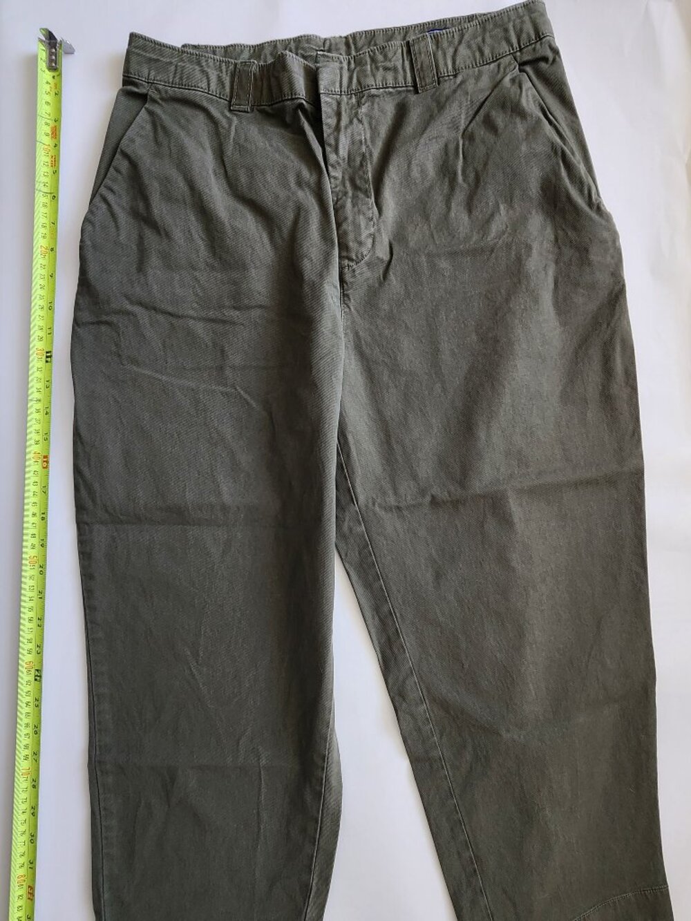The Gap Straight Up Khakis – Size 12 Petite